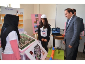 Kaymakam Demirkol 4006 Tübitak Bilim Fuarına Katıldı