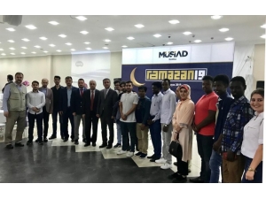 Manisa Müsiad İftar Sofrasını Öğrencilerle Paylaştı