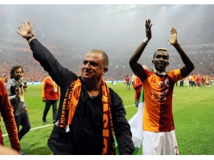 Galatasaray Şampiyonluğu Statta Kutlayacak