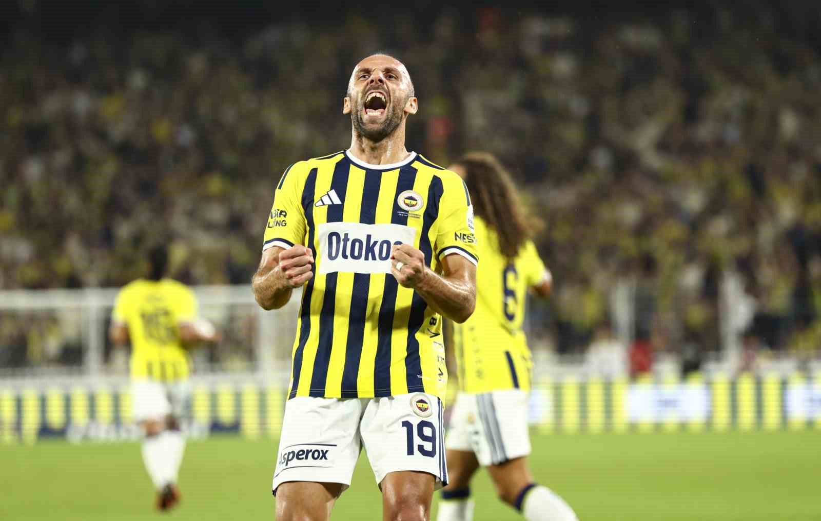vedat-muriqi-fenerbahce-ye-golle-dondu