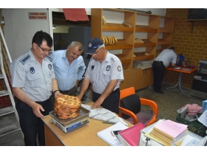 Salihli’de Fırınlara Ramazan Denetimi