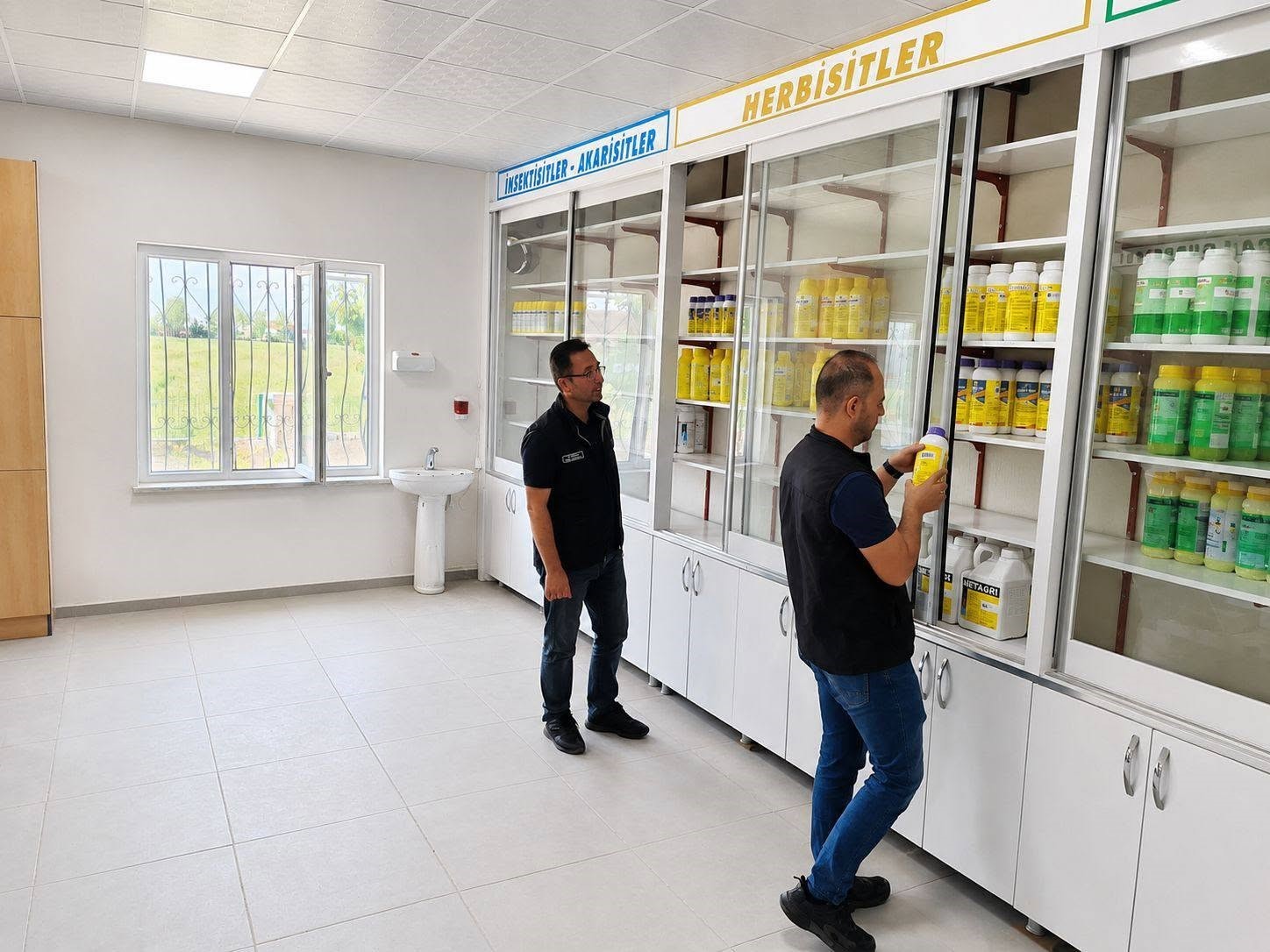 suhut-ta-ilac-ve-gubre-bayilerine-yonelik-denetim