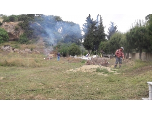 Germencik’te Mezarlıklarda Bayram Temizliği