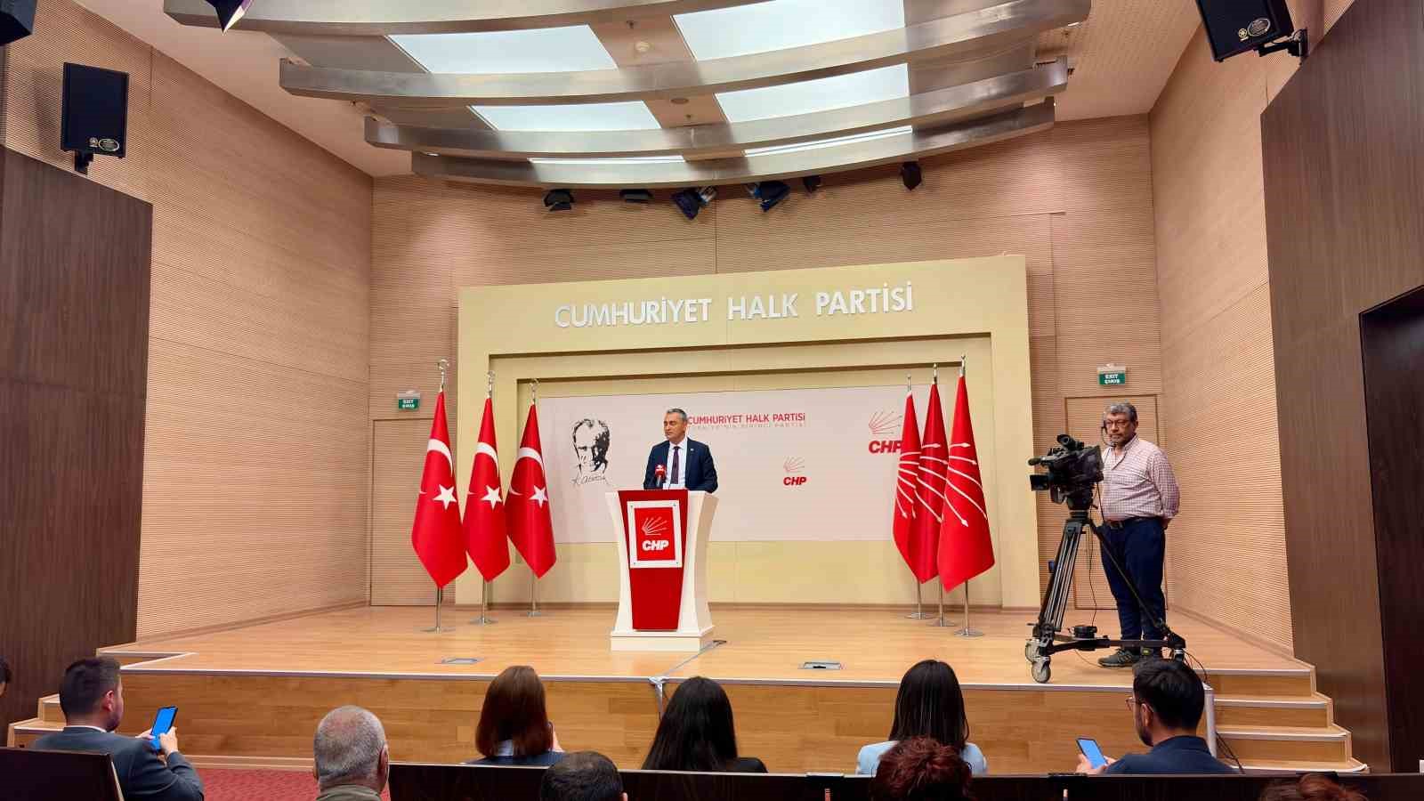 chp-sozcusu-sari-parti-meclisi-nde-olagan-kurultay-takvimini-baslatmak-uzere-karar-almis-durumdayiz