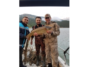 Yasak Ava Geçit Yok