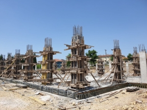 Uzuntarla Kültür Merkezi’nde Çalışmalar Sürüyor