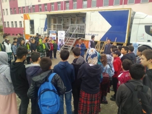 Deprem Similasyon Tırı Emet’te