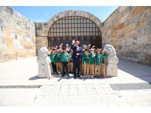 Başkan Örki Öğrencilerle Müzeleri Gezdi