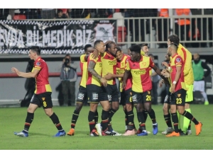 Göztepe Tarihi Sınavda