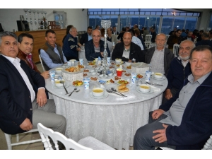 Başkan Yardımcısı Gürses, Minibüsçülerle İftarda Buluştu