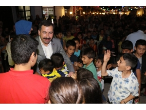 Çocuklardan Baydilli’ye Sevgi Seli