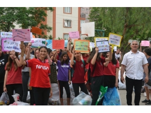 Atıkları Toplayarak Çevreye Katkı Sağladılar