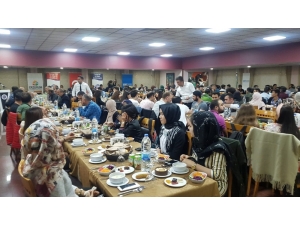 Eğitim Bir-sen’den Öğrencilere İftar
