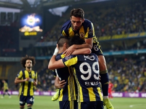 Fenerbahçe Averajı Kurtardı