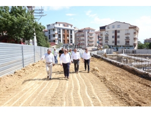 Başkan Bıyık, Kapalı Pazar Yerinde İncelemelerde Bulundu