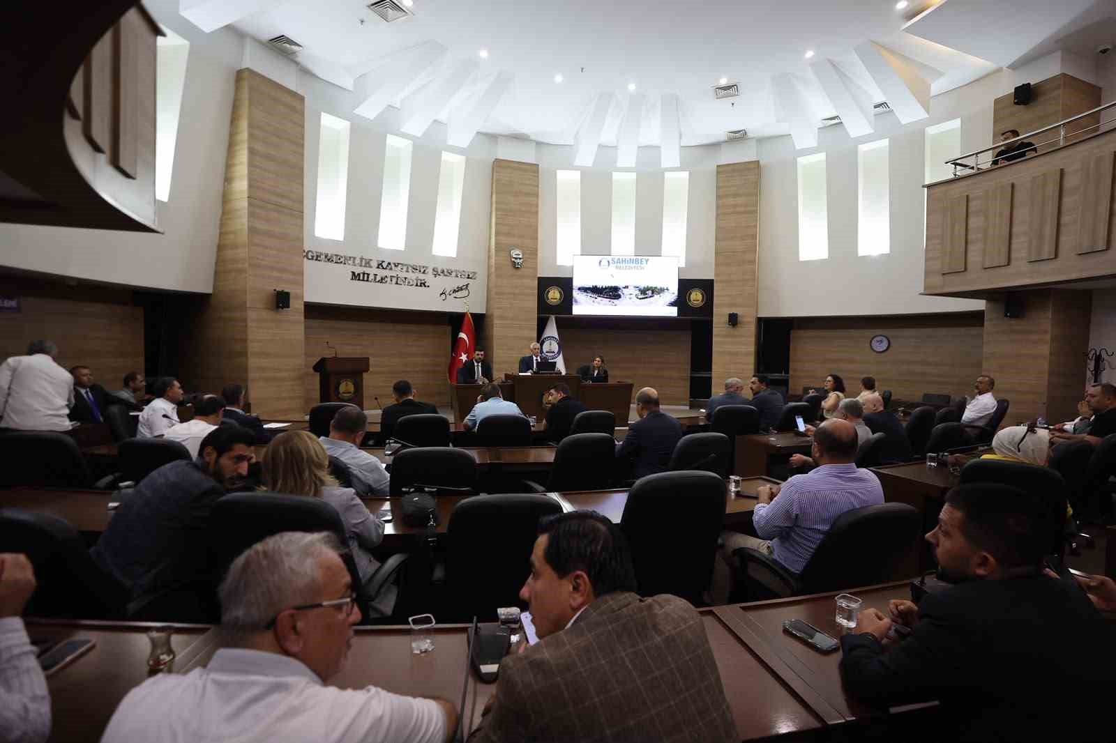 sahinbey-belediyesi-agustos-ayi-meclis-toplantisi-yapildi