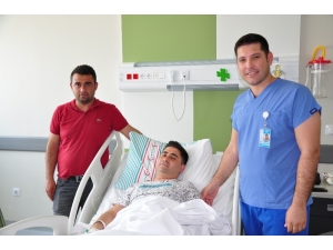 Dört Yıldır Çektiği Ağrılarından Bir Günde Kurtuldu