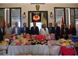 Cerablus’taki Çocukların Bayram Hediyeleri Samsun’dan