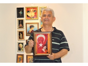 Kendine Has Teknikle Yaptığı Eserlere Sipariş Yetiştiremiyor