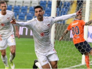 Demir: “Kalp Kırıkları Yüzünden Ayrılıyorum”