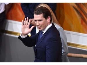 Avusturya Hükumeti Güvenoyu Alamadı