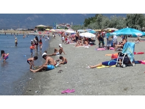 Kuzey Ege’deki Turizmciler Uyardı: "Acele Edin Oteller Dolmak Üzere"