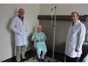 15 Yıldır Çekiyordu...bir Ameliyatla Hem Sağlığına Kavuştu Hem İlaçlardan Kurtuldu