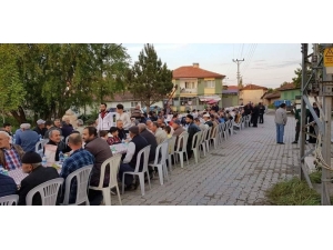 Köylü Gençlerin Geleneksel İftarı