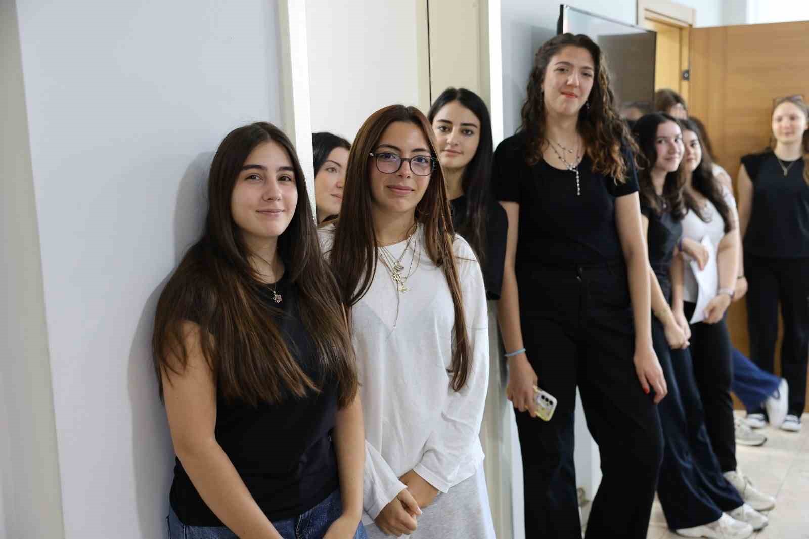ata-akademi-den-yks-de-yuzde-70-2-lik-yerlesme-basarisi