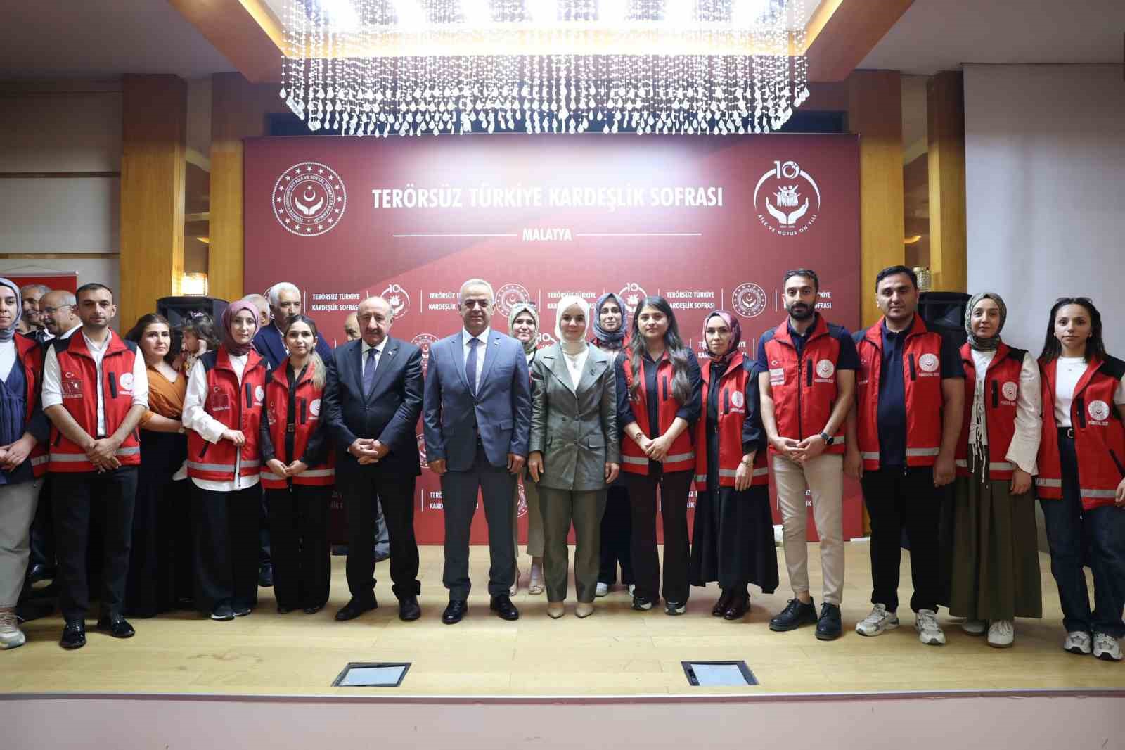 bakan-goktas-terorsuz-turkiye-torunlariniz-daha-huzurlu-bir-turkiye-de-buyusun-diye-ve-guclu-turkiye-nin-teminati-olmasi-icin-var