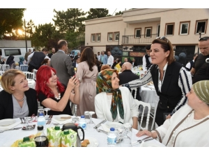 Güllü Konak, Törenle Kapılarını Açtı