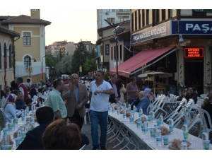 Eskent İle Alkara Ailesinden 2 Bin Kişilik İftar