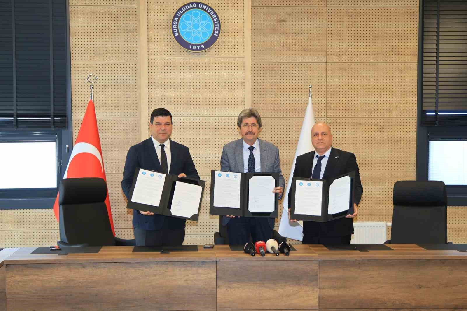 buu-den-kktc-universitesine-akademik-destek
