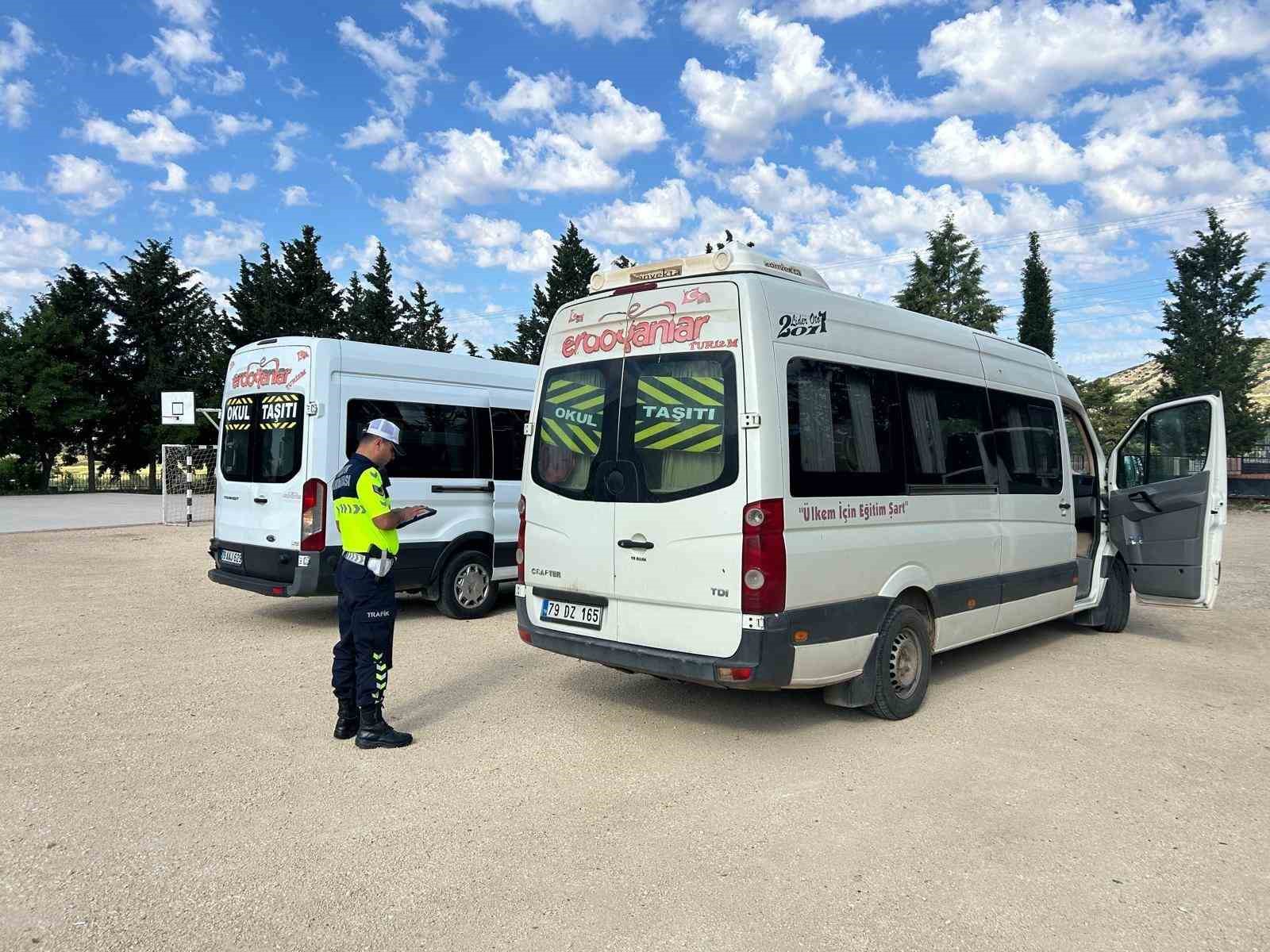 kilis-te-okul-servislerine-jandarma-denetimi