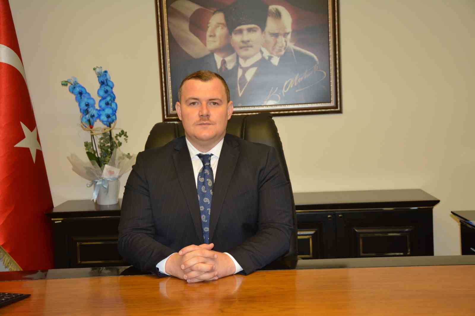 korkuteli-kaymakami-onur-yilmazer-goreve-basladi