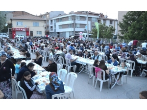 İftar Sofraları Şirintepe’de De Kuruldu