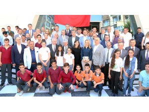 Tüsiad Başkanı Bilecik: "Ekonomimizin En Temel Yapısal Sorunu Teknolojideki Yetersizliktir"