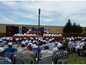 Bergamalı Arıcılara Kovan Desteği