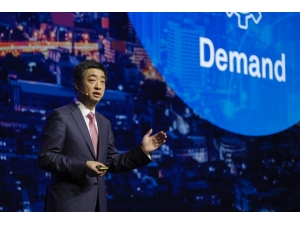 Huawei Ceo’su Ken Hu: “Kısıtlamalar Teknolojiye Ve Ticarete Zarar Veriyor”