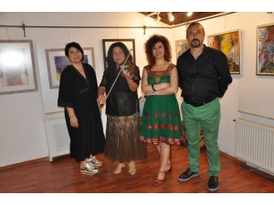 Ayvalık’ta Akademik Sergi