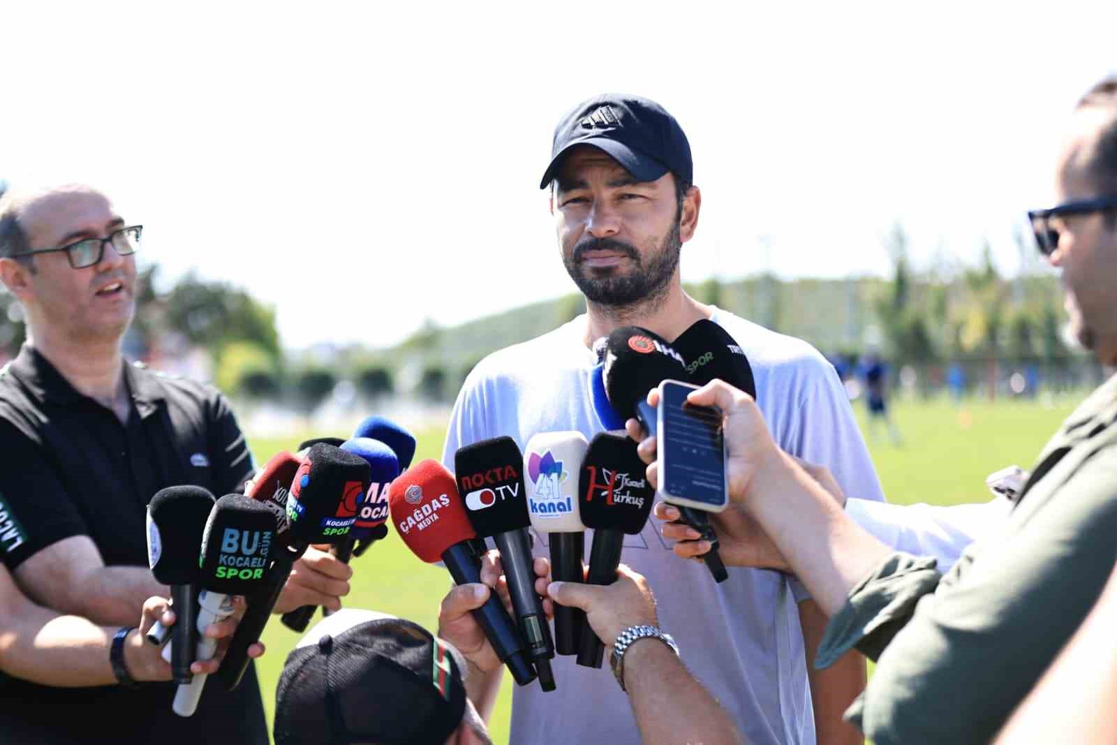selcuk-inan-bu-sene-daha-guclu-kocaelispor-izletmek-istiyoruz