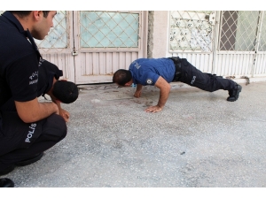 Depoda Mahsur Kalan Yavru Kedi Polisi Alarma Geçirdi