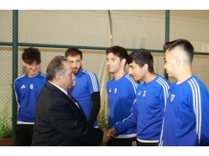 Başkan Yalçın: “Bu Güzel Başarıdan Dolayı Tebrik Ediyorum”