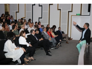 Genç Tasarımcılar Deri, Tekstil Ve Konfeksiyon Sektörleri İle Buluştu