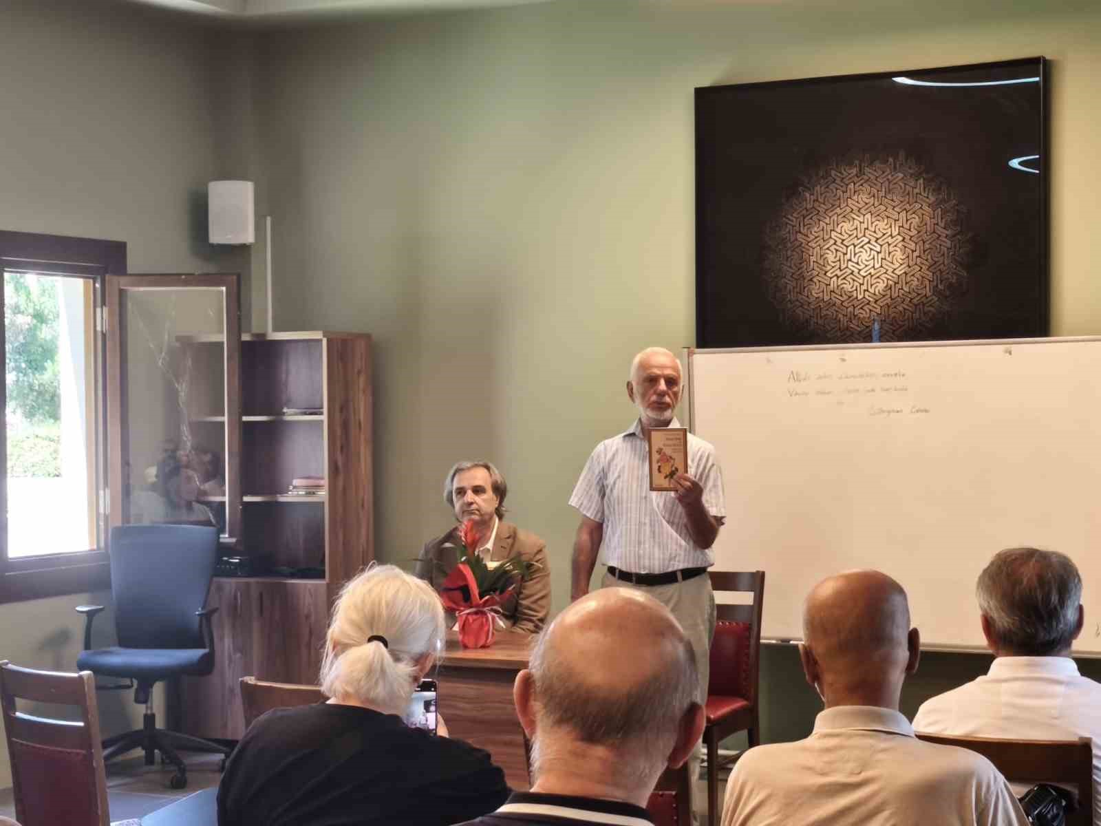 prof-dr-mustafa-kara-nin-kitap-sergisine-yogun-ilgi