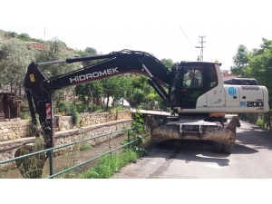 Bilecik Belediyesi’nden Dalakdere Temizliği