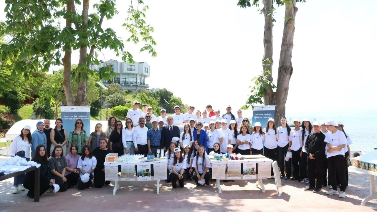 sinop-ta-macro-clean-projesi-ile-genc-nesillere-cevre-bilinci-asilaniyor
