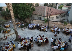 Başkan Kuş Teşkilat Üyeleriyle İftar Yaptı