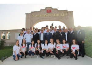 Samsunlu Öğrencilerden Dumlupınar’a Ziyaret