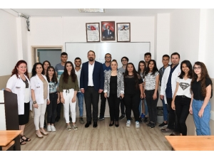 Başkan Gümrükçü’den Öğrencilere Başarı Dileği